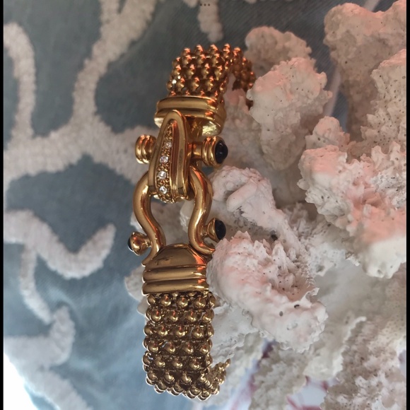 Gorgeous 18k gold plated, with embellished clamp - Picture 2 of 12